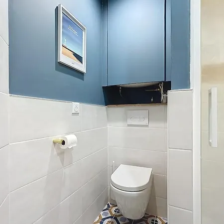 Le Saint Just - Face A La Cathedrale *